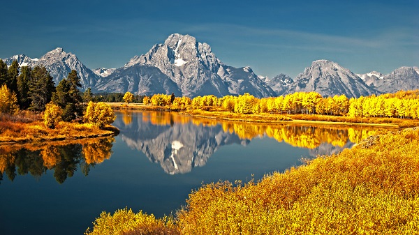 PICTURESQUE PLACES TO VISIT IN JACKSON HOLE