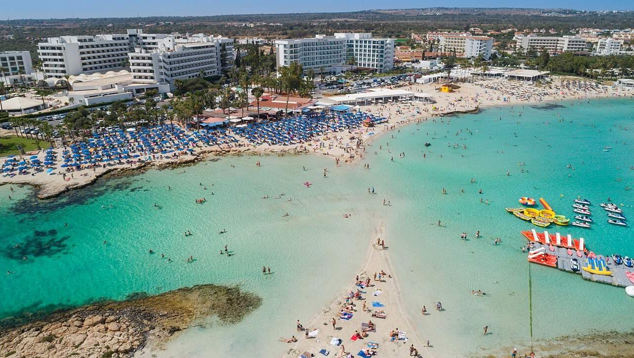 Best Family-Friendly Beaches in Cyprus: Safe Sands for Kids Best Family-Friendly Beaches in Cyprus: Safe Sands for Kids